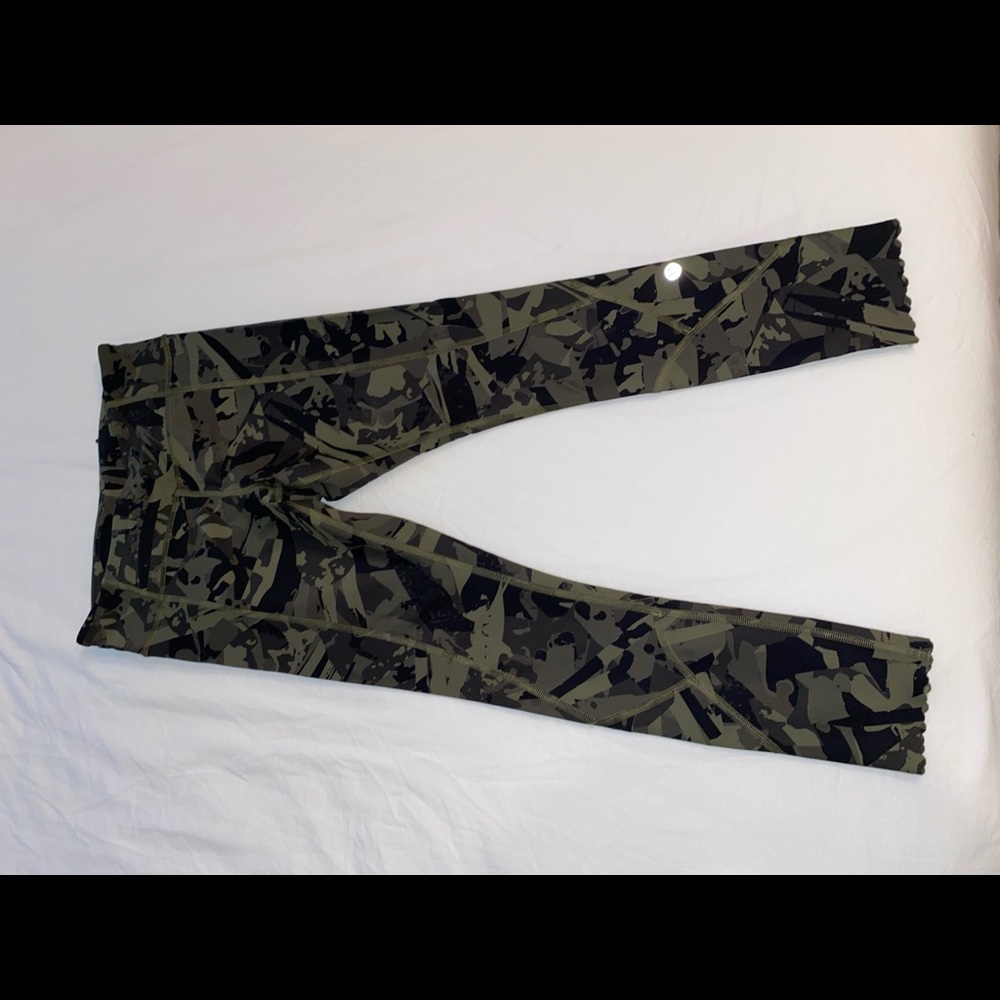 Lululemon Tight Stuff Tight 25"